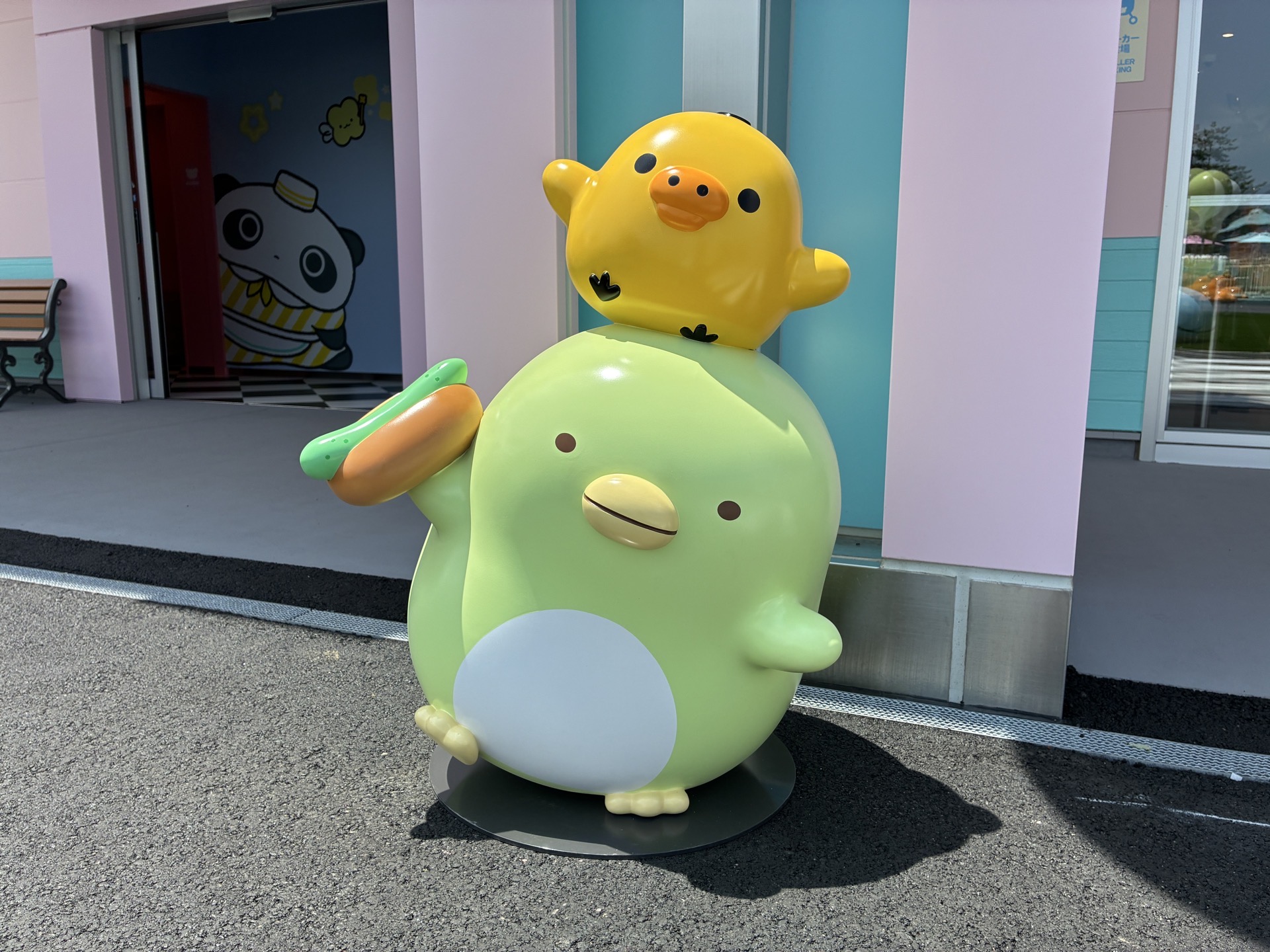 紹介した以外にもエリア内にはキャラクターたちがたくさん。ぜひじっくりと探索していただきたい
