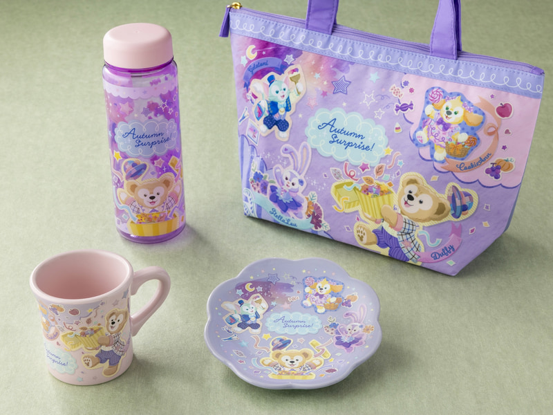スーベニアランチケース 対象メニューにプラス1,500円、スーベニアドリンクボトル 対象メニューにプラス1,400円、スーベニアカップ 対象メニューにプラス900円、スーベニアプレート 対象メニューにプラス900円