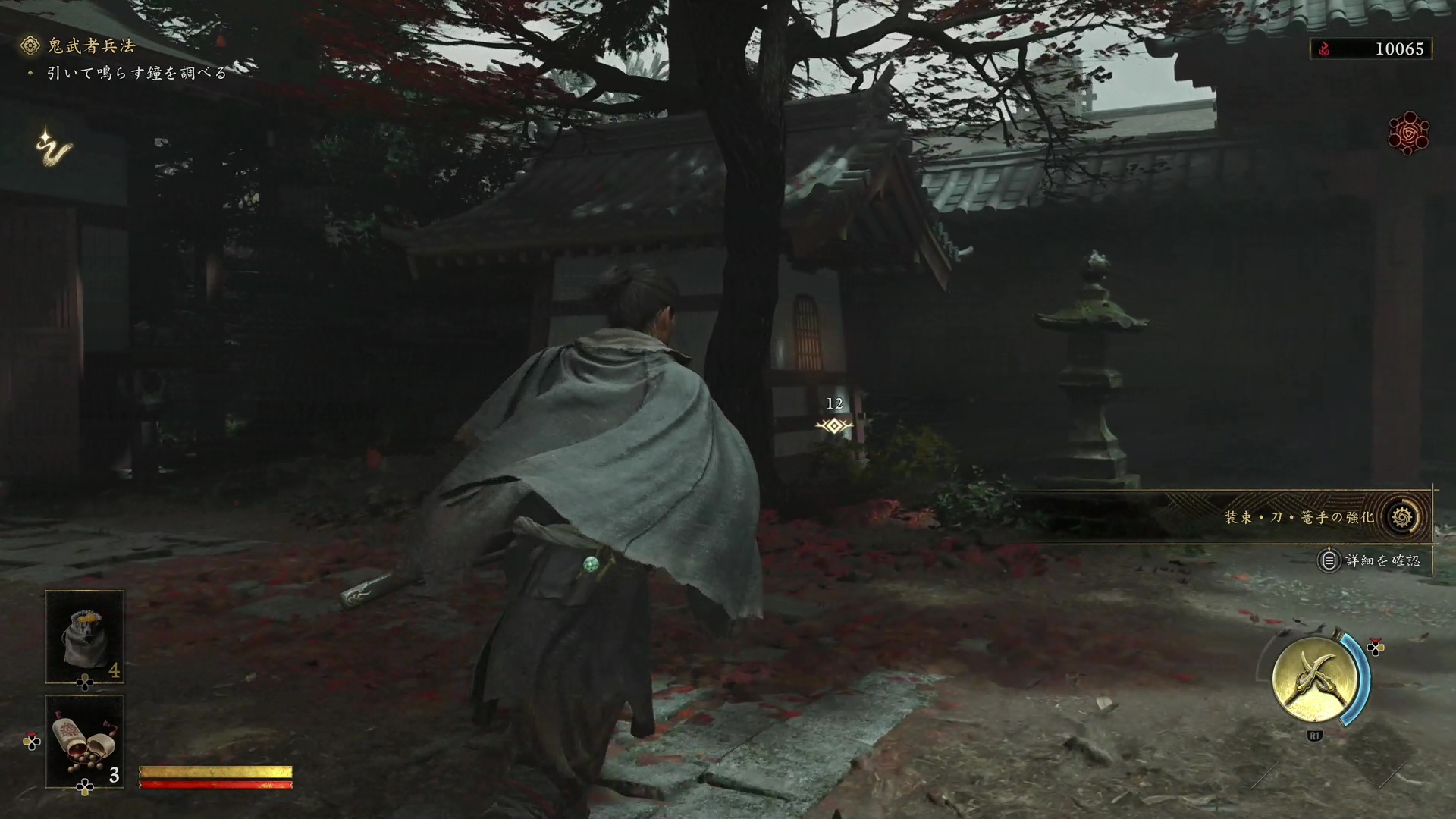 六道珍皇寺に入ってすぐ右手側にある迎え鐘。綱を引っ張って実際に鐘を鳴らすこともできる