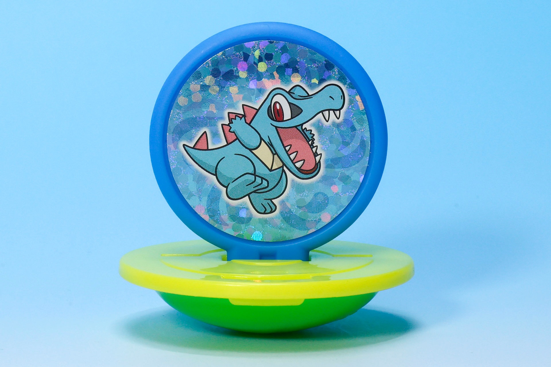ワニノコのポケモンパネルを付けたところ。キラキラと光っている