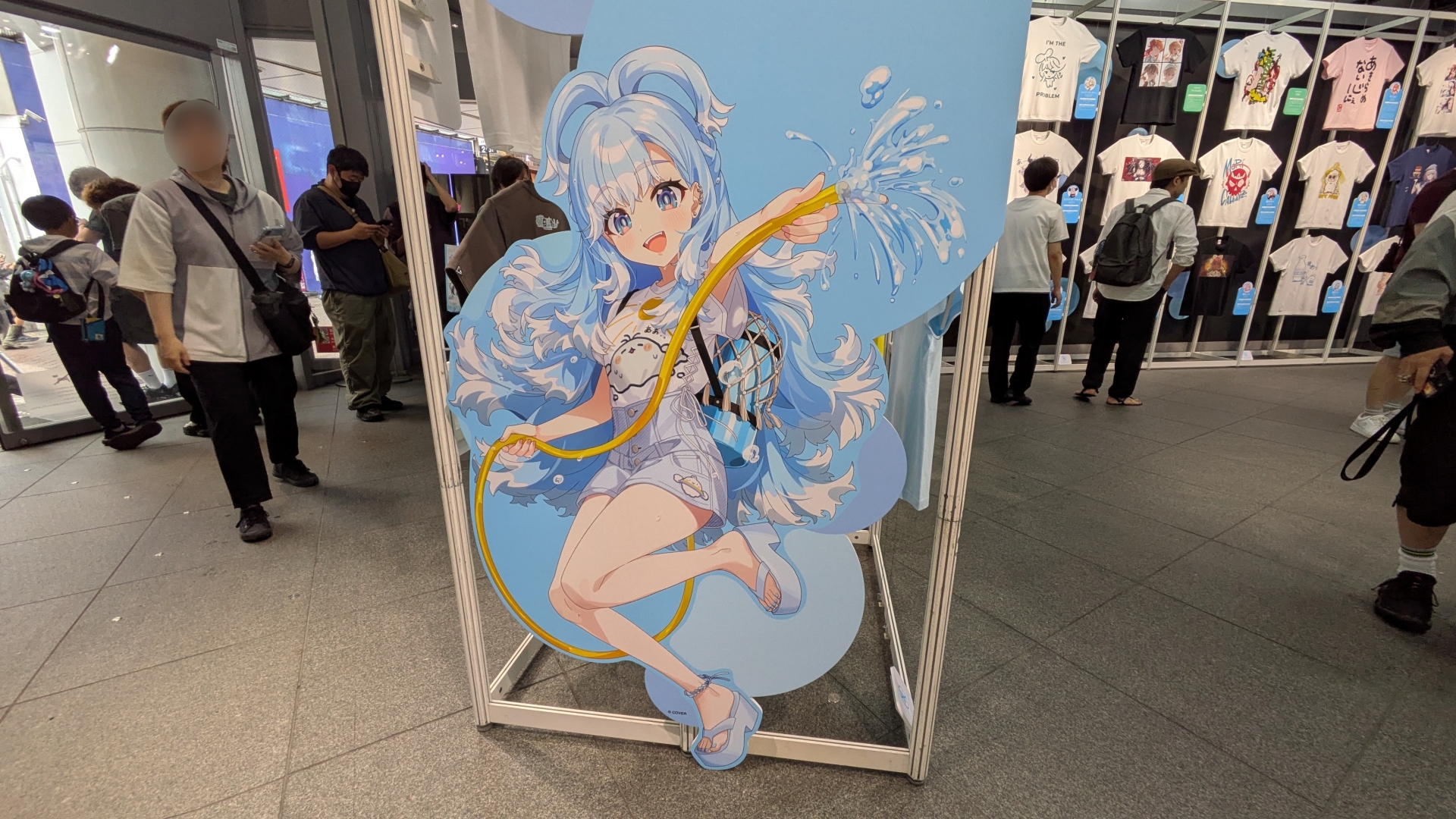 会場の各所にはKVのホロメンたちが配置されている