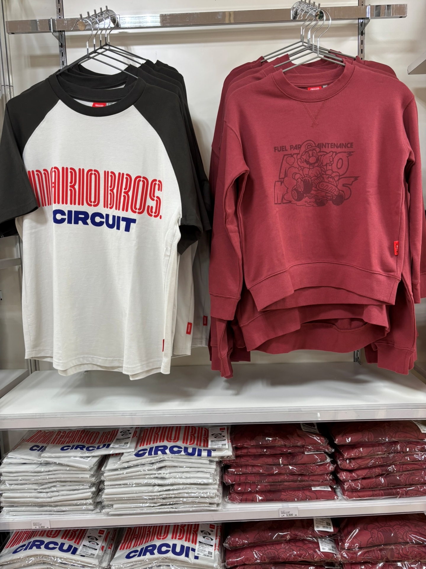 「マリオカート」シリーズの長Tシャツやトレーナー