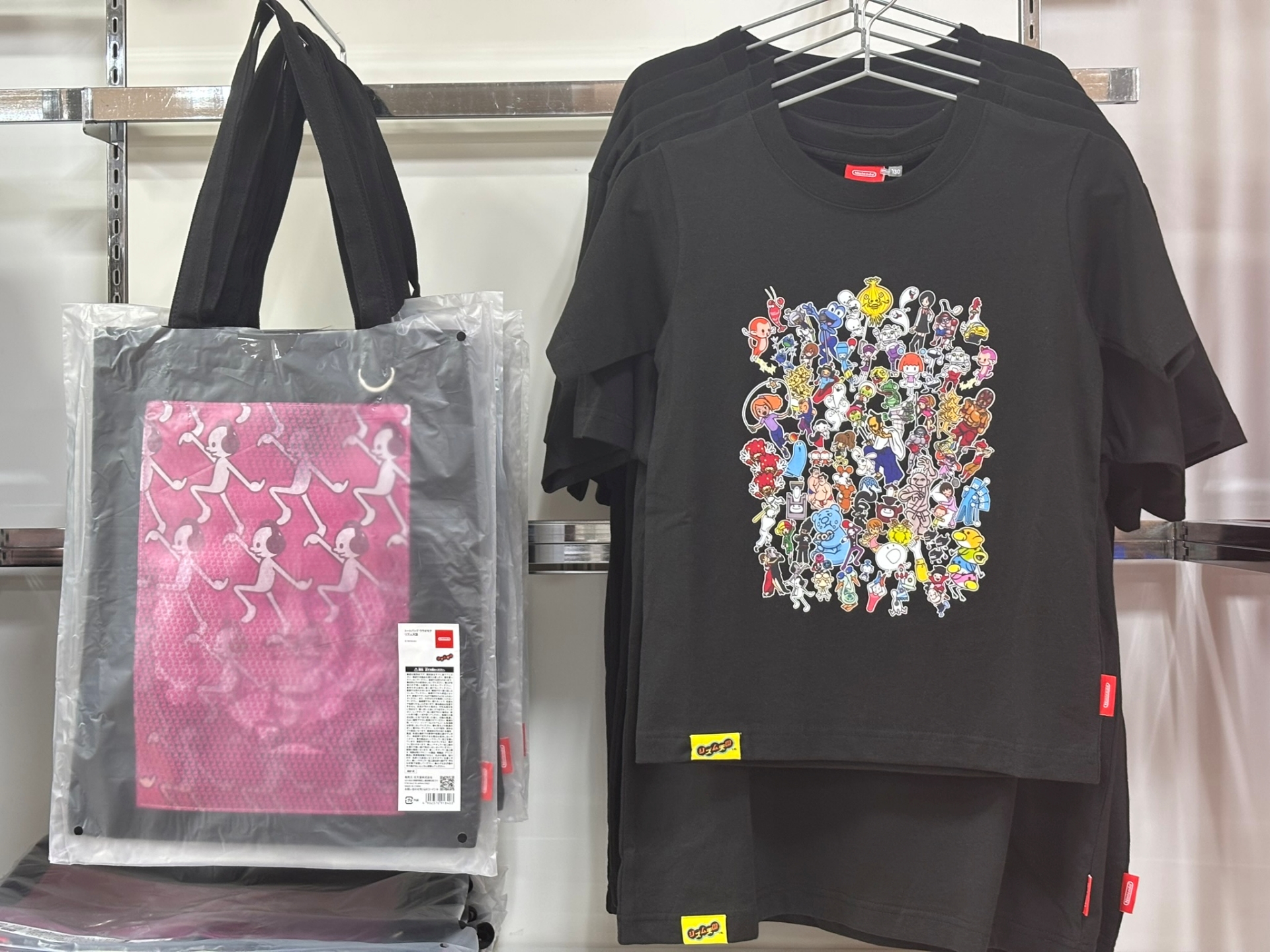 「リズム天国」シリーズのバッグとTシャツ