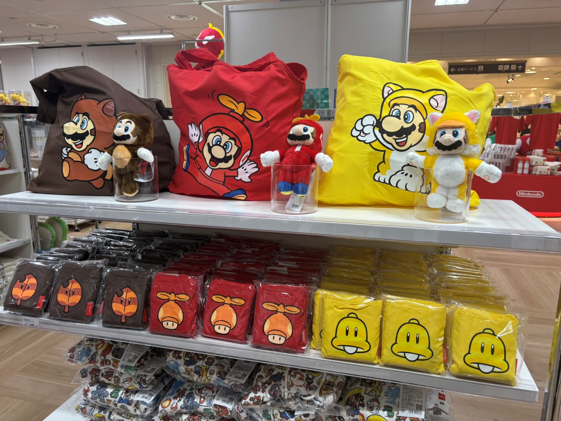 様々な姿に変身したマリオたち
