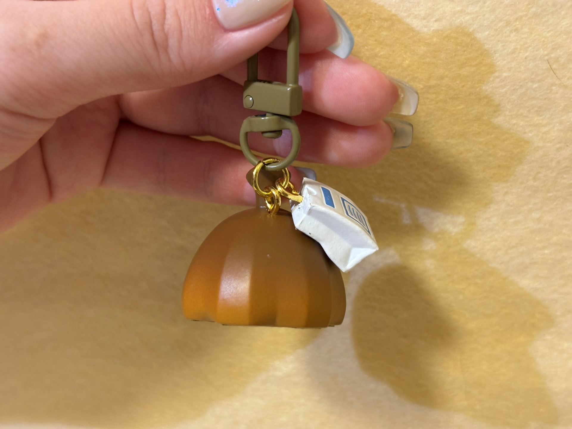 はちのす。薬付きだ