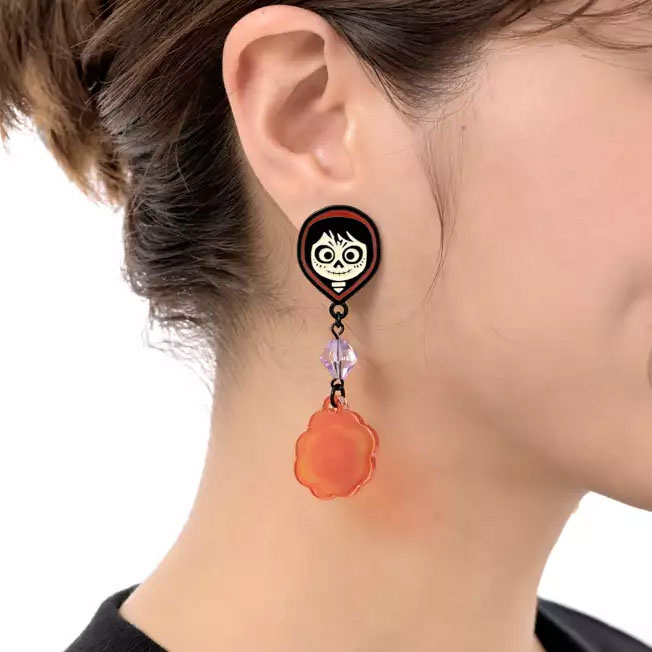ピアス：2,500円