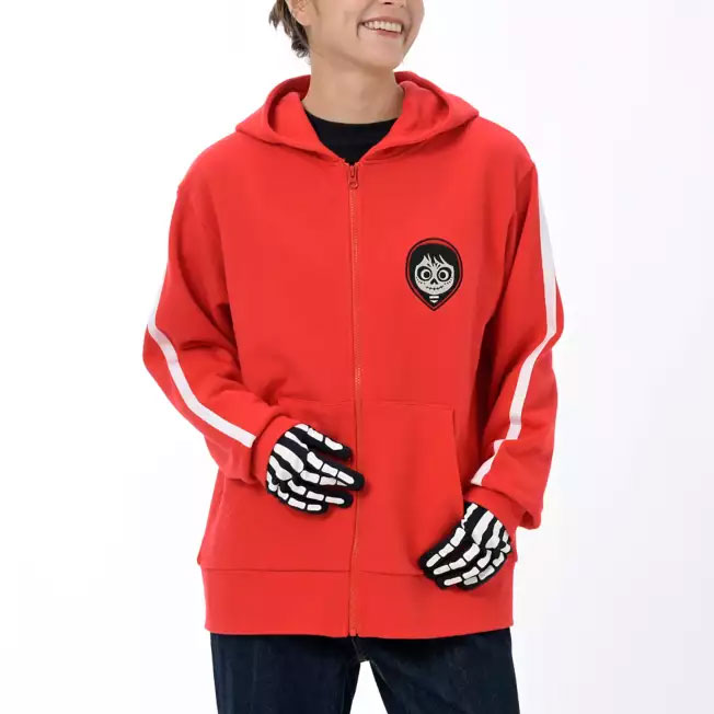 長袖パーカー：11,000円