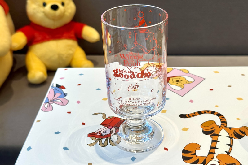 グラス 2,420円 ※全てのドリンクメニューとセットで購入可能