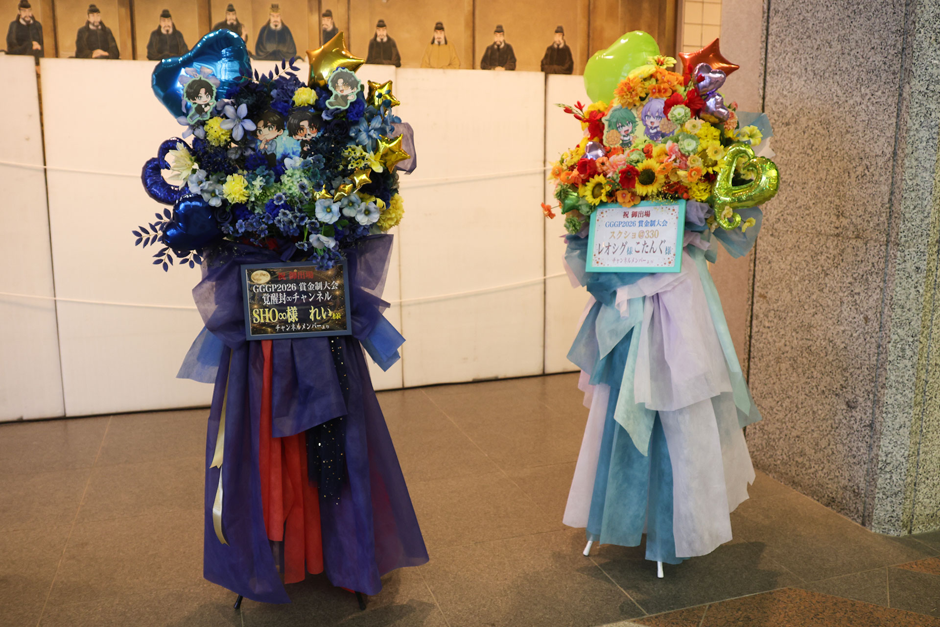 衣装の展示かと思いきや、ファンから届けられた花だった