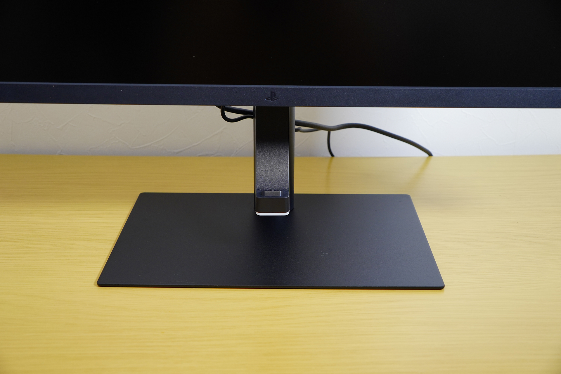 DualSense充電フックを下ろしたところ