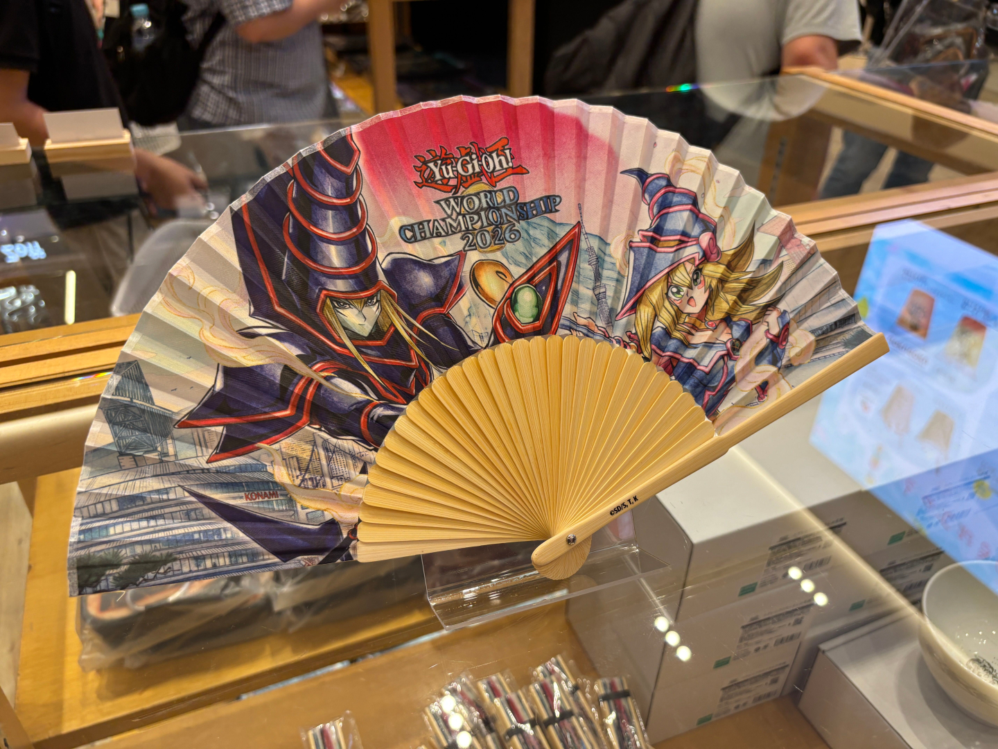 扇子 価格：2,200円
