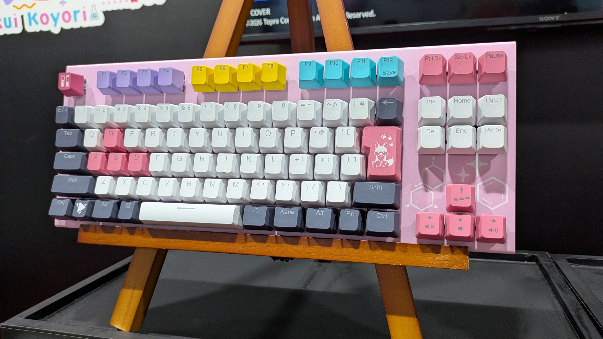 REALFORCE × hololive GX1 Plus Keyboard 博衣こよりモデル