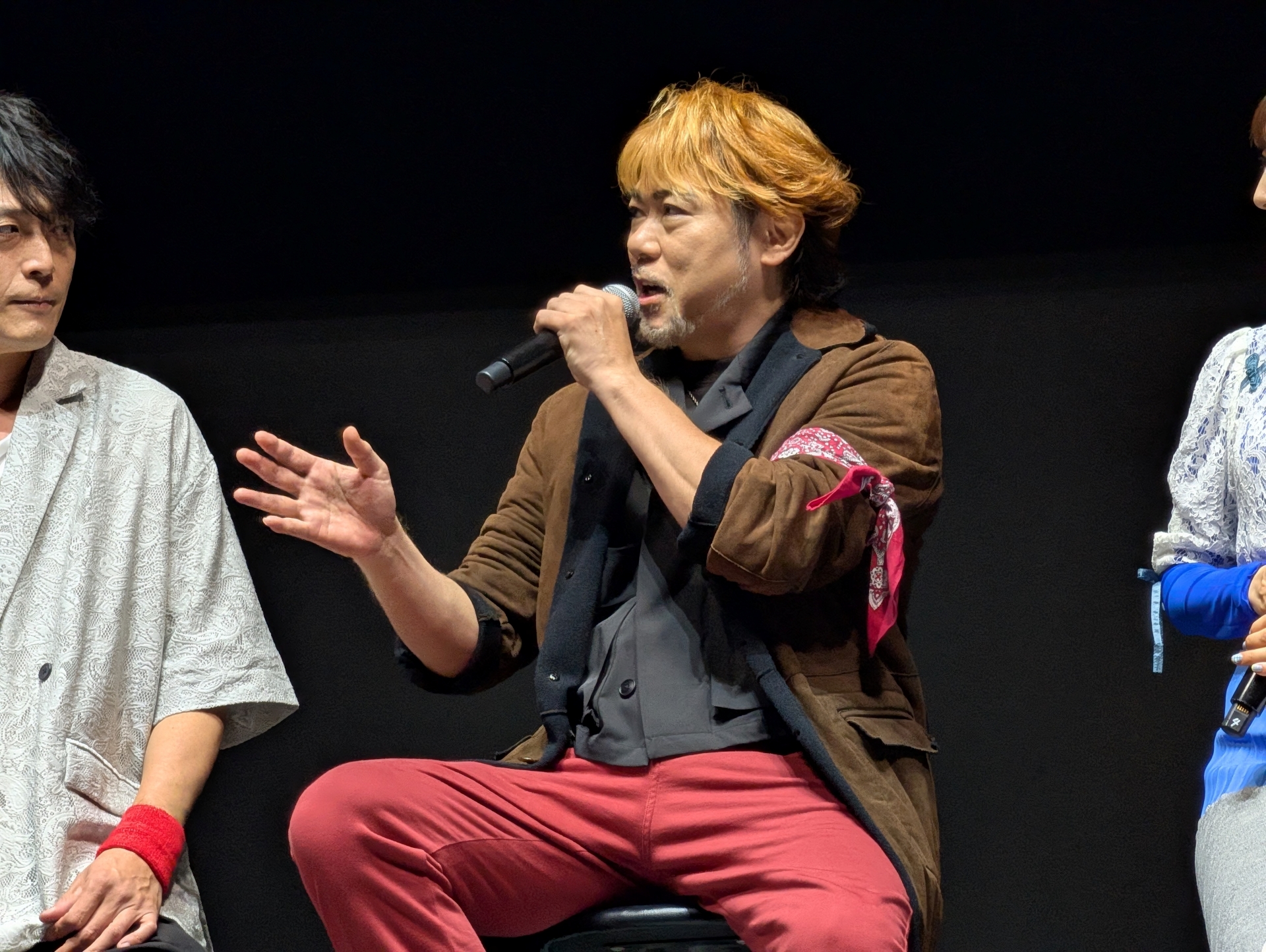真剣な顔で常に話の合間に面白いネタを入れてくるケン役の岸祐二氏