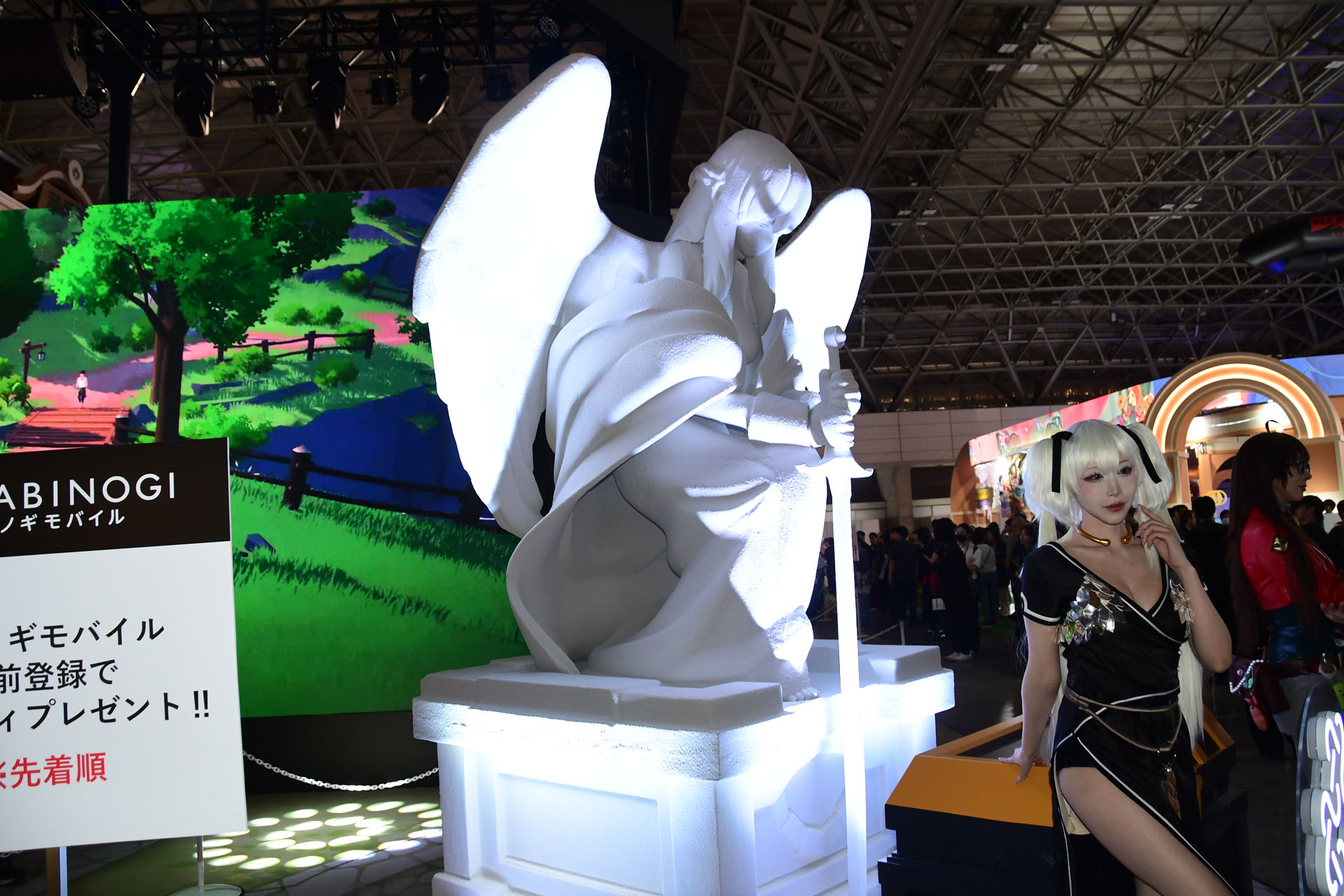 開発者が監修したという女神像。3Dデータを使って作成されたとのこと