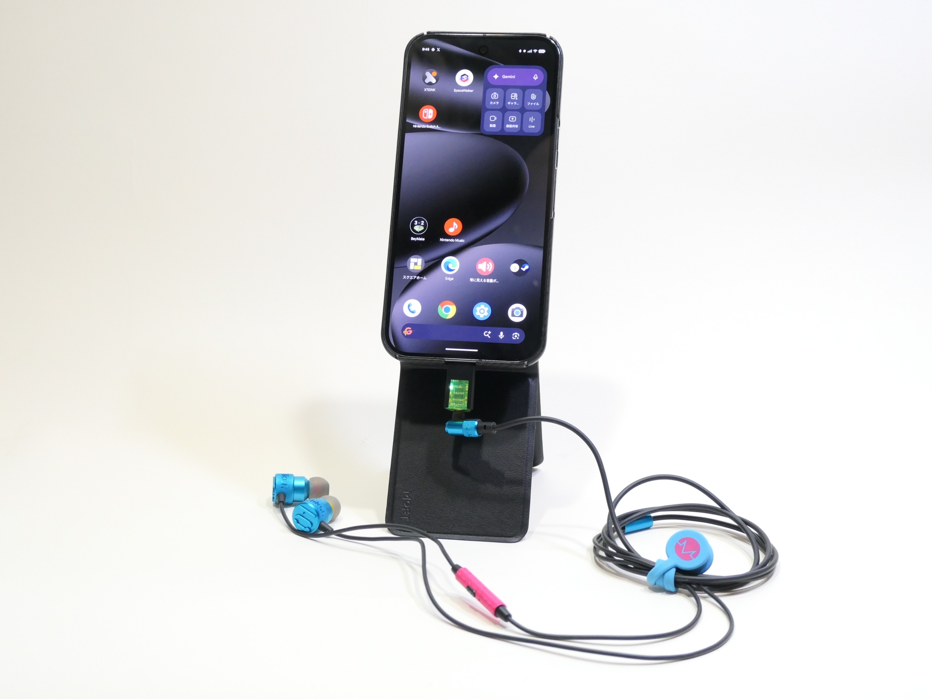 USB Type-Cを搭載するAndroidスマートフォンやiPhoneでも利用できる