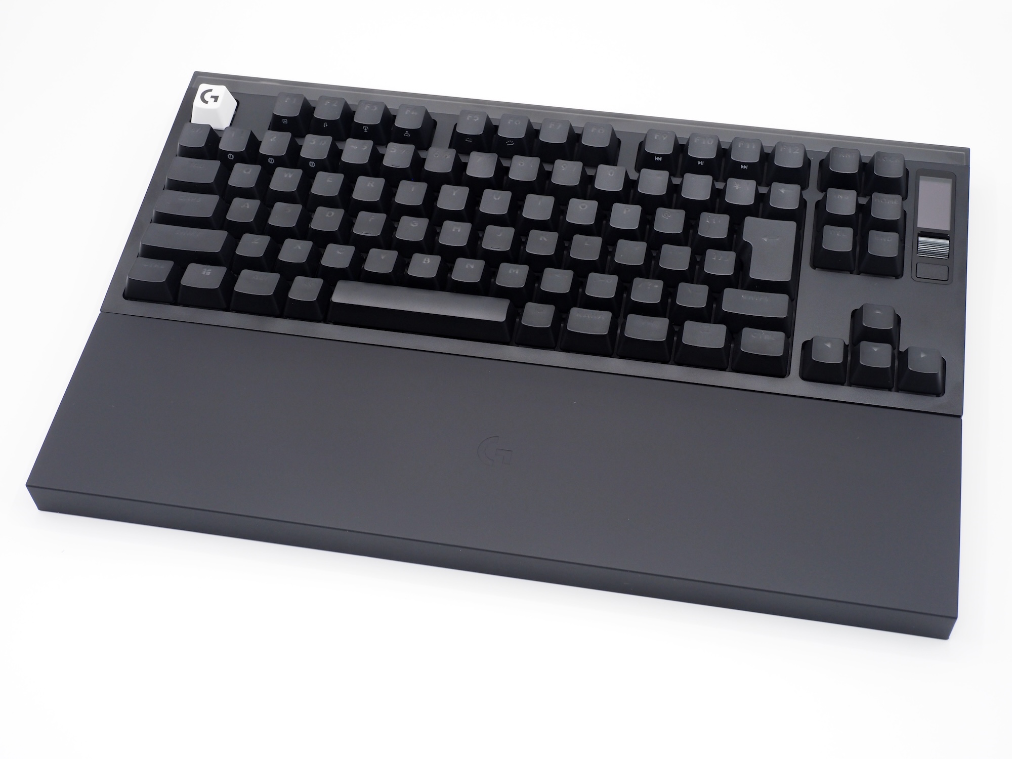 新たにシリコン製パームレストが付属