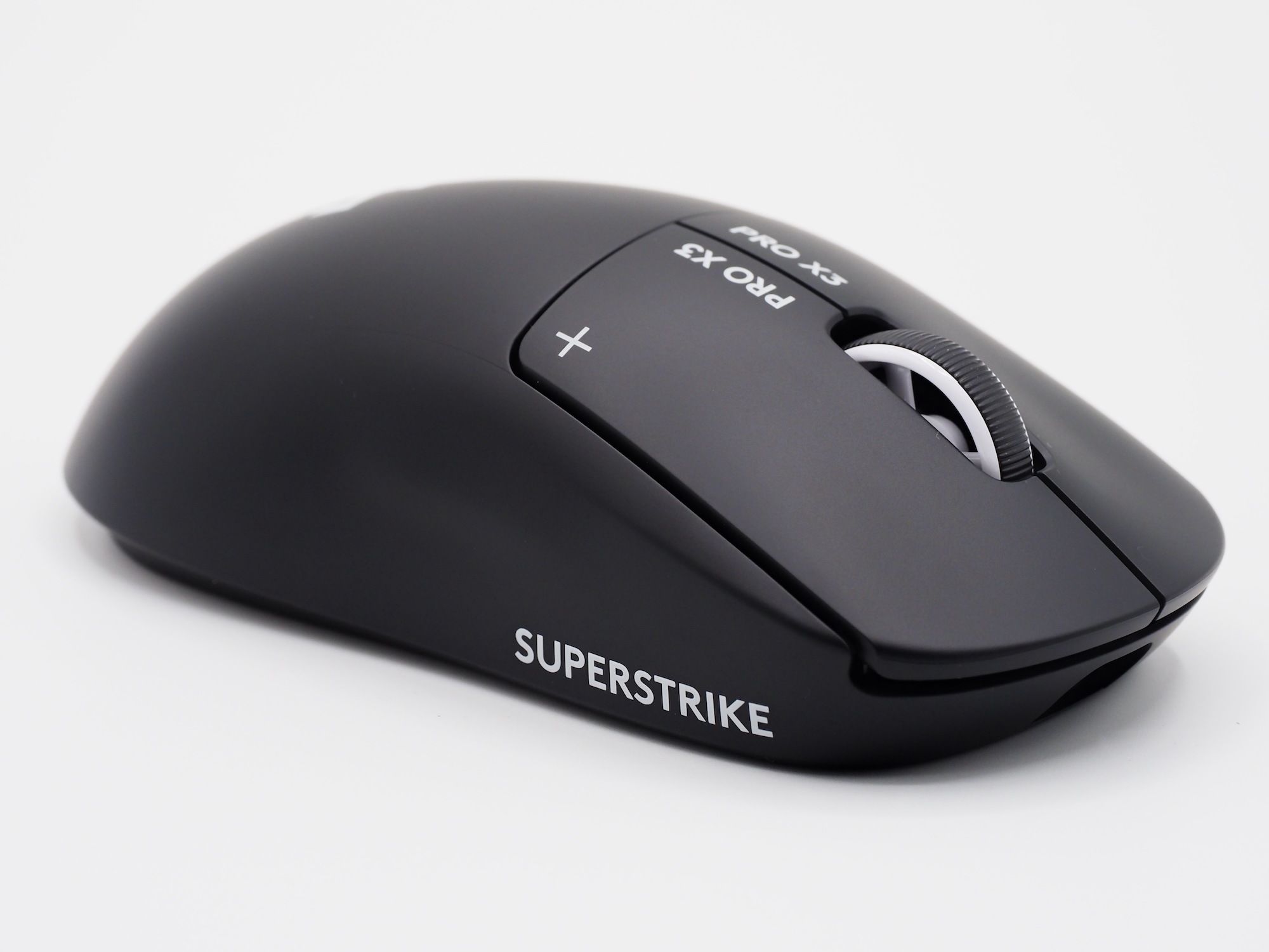 右側には「SUPERSTRIKE」の文字。どの方向から見ても「PRO X3 SUPERSTRIKE」であることがわかる