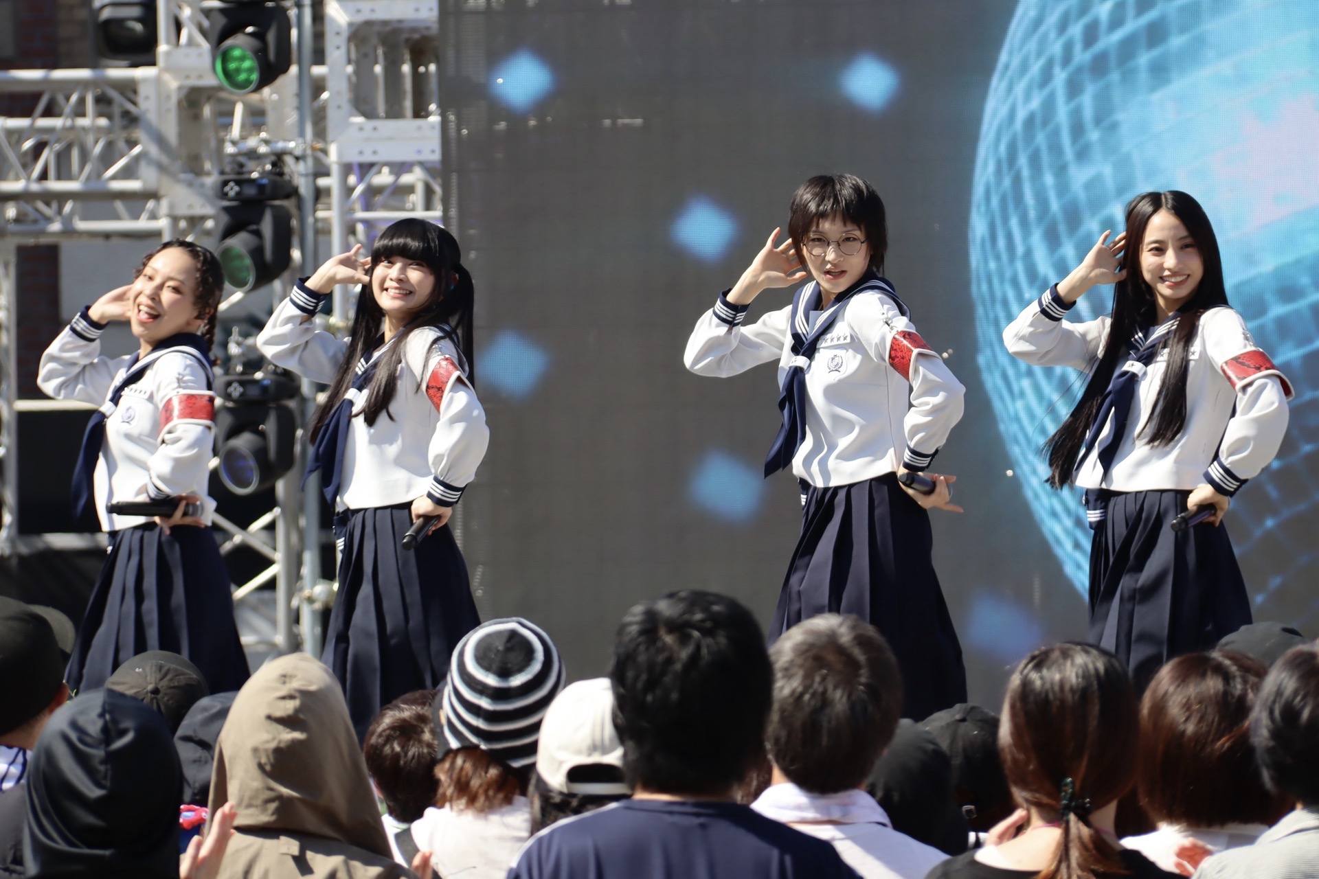 新しい学校のリーダーズ