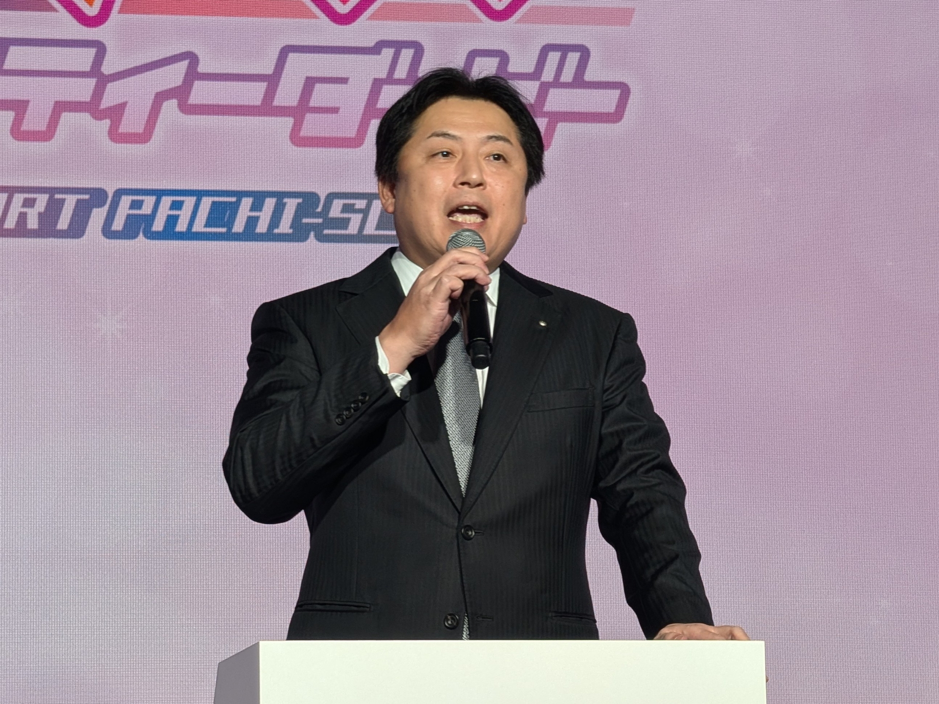 京楽産業代表取締役 小川博史氏