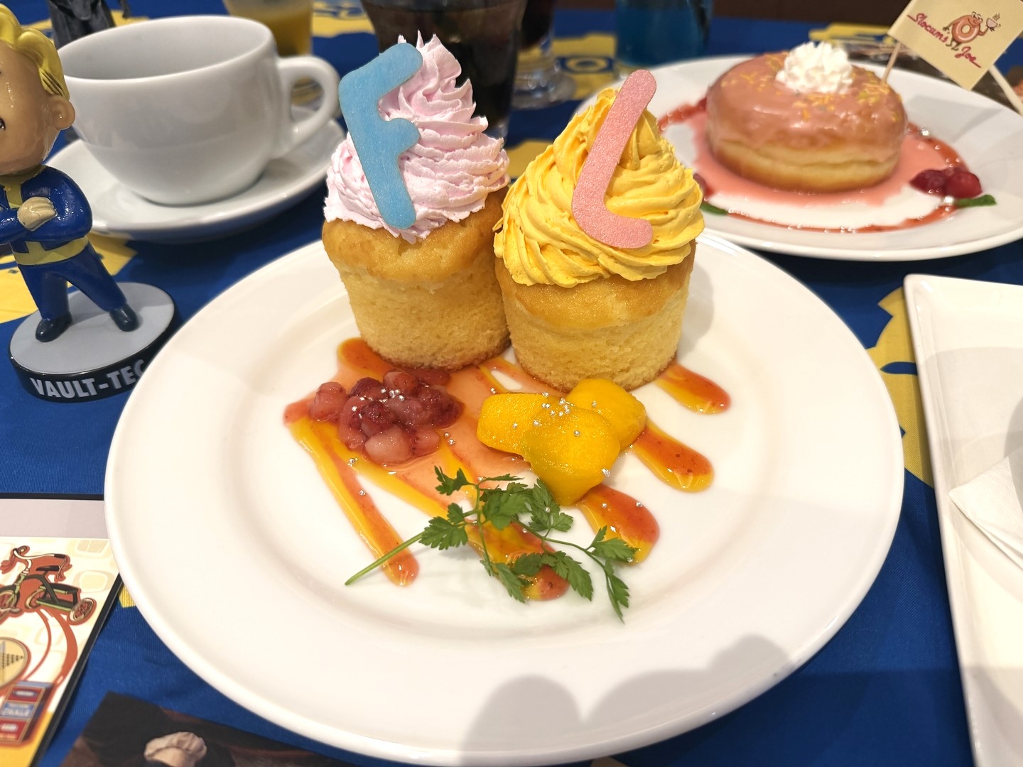 ファンシーラッドケーキ（1,790円）