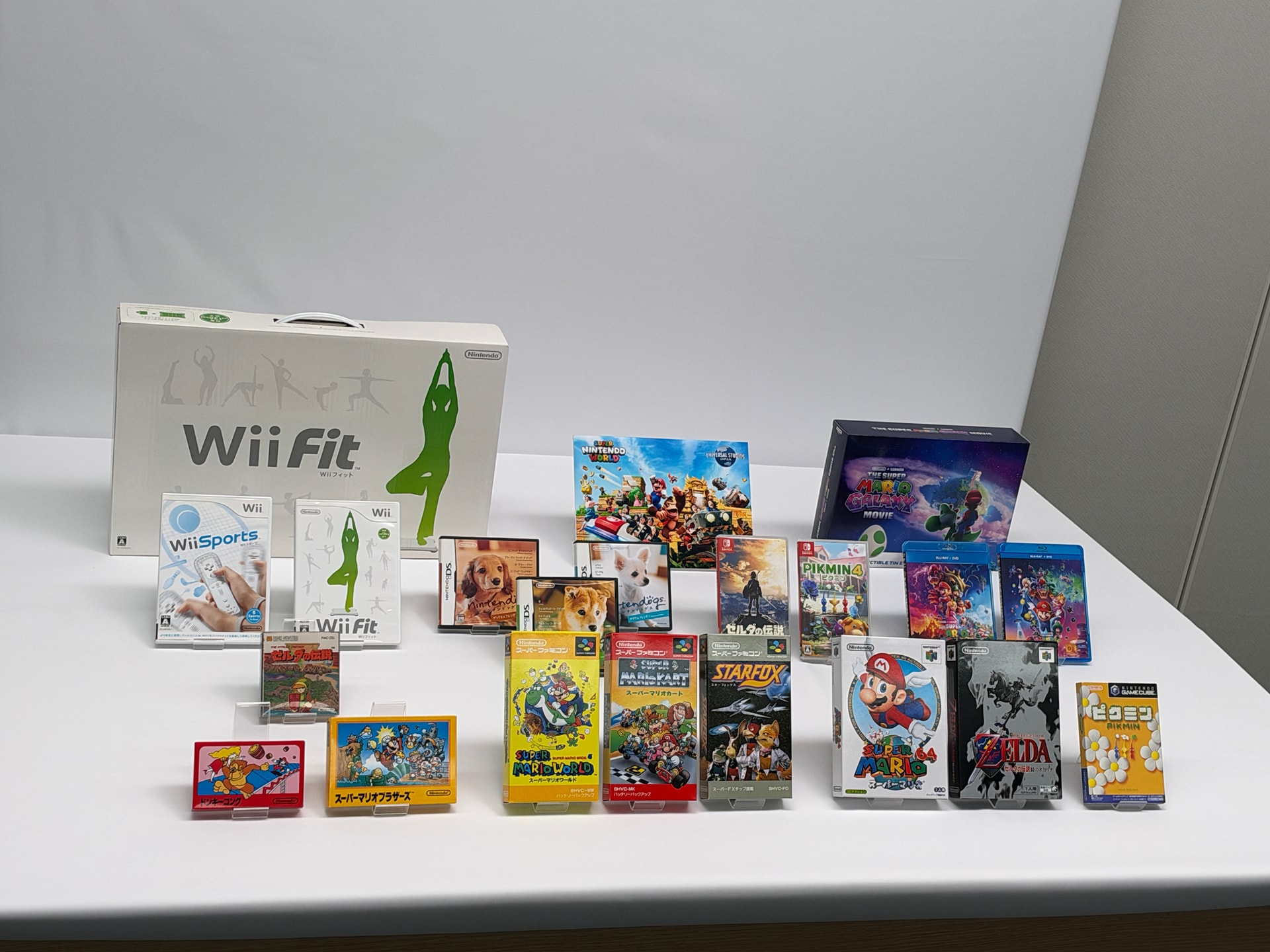 宮本氏が手掛けたゲームやゲーム機。任天堂の歴史そのもののラインナップだ