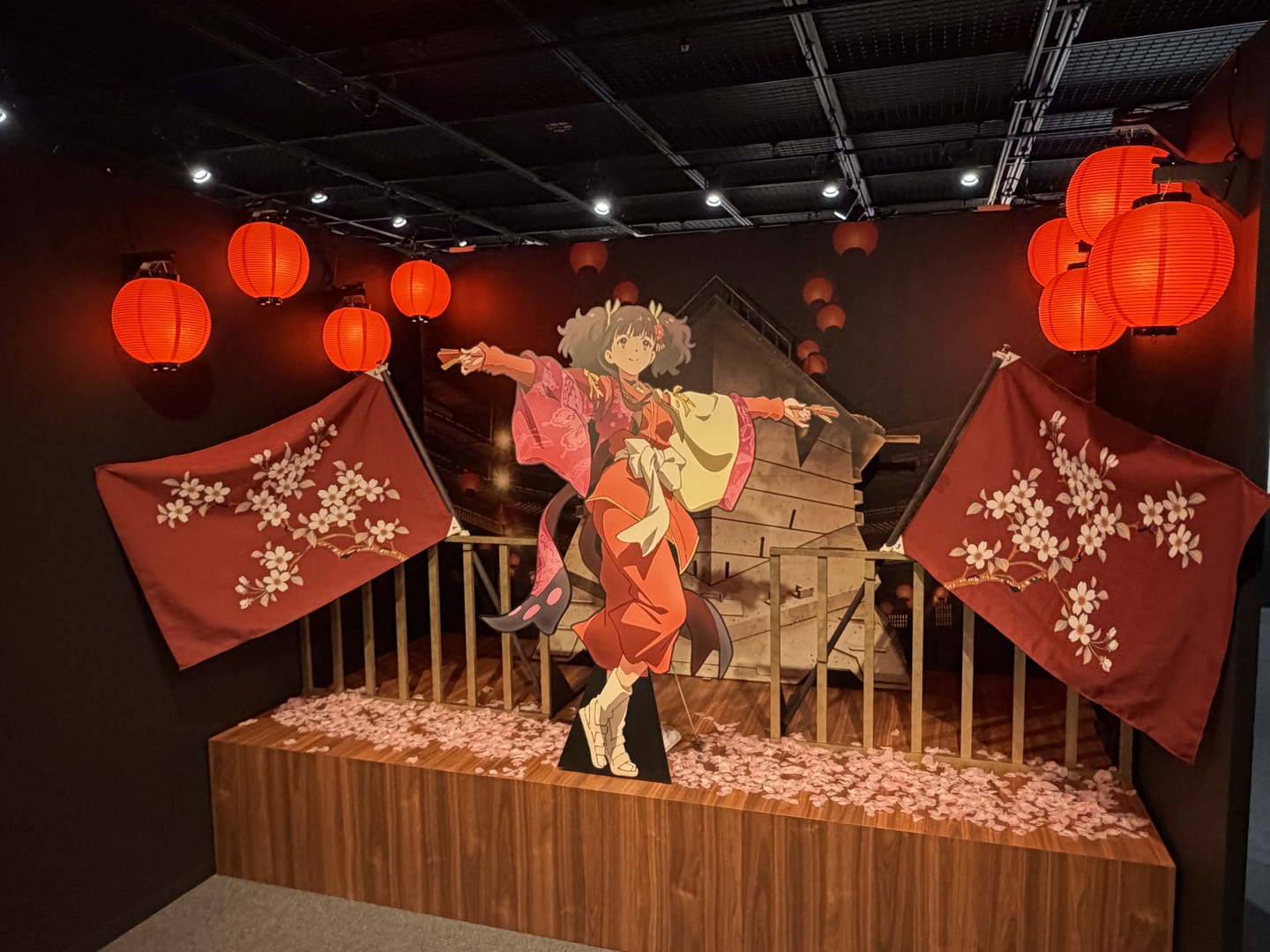 「甲鉄城のカバネリ」咲かせや咲かせフォトスポット。笑顔で踊る無名は映画のラストを思い出す。生駒と幸せになってほしい
