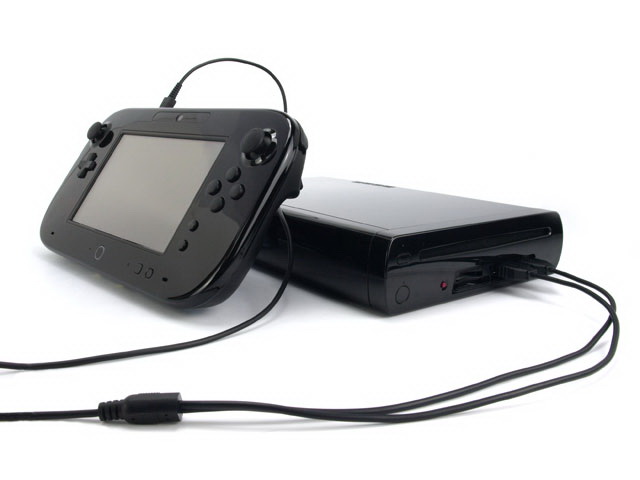 WiiU GamePadとWii U本体のUSBポートを接続し、WiiU GamePadに電源を供給する。本体のUSBポートを2つ使用することで、安定した供給量を確保している
