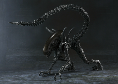 バンダイ、S.H.MonsterArts「AVP」シリーズからエイリアン ウォーリア 