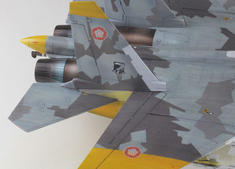 ハセガワ、「メビウス1」と「黄色の13」の1/72スケールプラモデル
