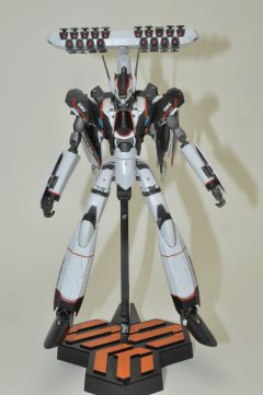 特別企画】バンダイ、「DX超合金 YF-30 クロノス」レビュー