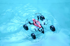 即決即納　定価9250円　未使用品　タカラトミー　水陸空RC アンリミテッドブルー　屋内&屋外用 ドローン　ラジコン ヘリコプター : 水陸空RC アンリミテッドブルー : おもちゃ