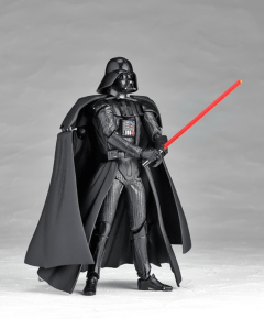 海洋堂、「スター・ウォーズ」シリーズ展開開始！ 第1弾はダース