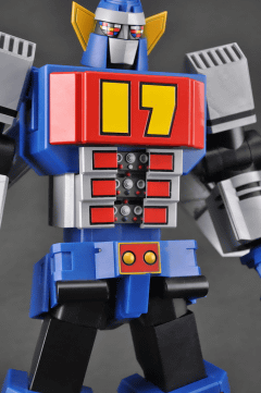 大鉄人17」がダイキャスト使用のアクションフィギュアで登場 - GAME Watch