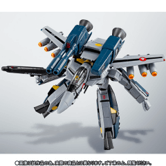 ロイ・フォッカーのストライクバルキリー、「HI-METAL R」で登場