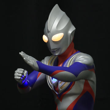 飛ぶ　ウルトラマンティガ　ゴールド　磁気　円谷プロ　海外限定正規品 51GBwfca0ML._AC_SY200_QL15_.jpg