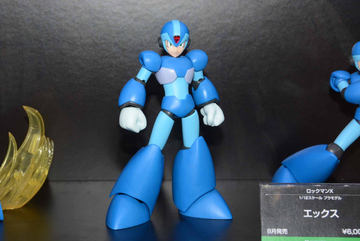 全高約22cmの「ロックマン」のフィギュアがクレーンゲームの景品