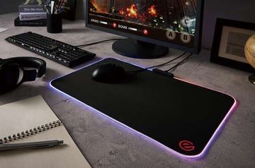 2BRO.と「Ray」がコラボするゲーミングマウス&マウスパッドが