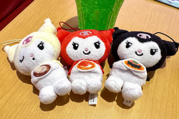 ユニフォーム姿のクロミぬいぐるみも！ ドトール×クロミ「福袋