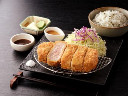 粉豚特上リブロースかつ弁当2.5：3000円