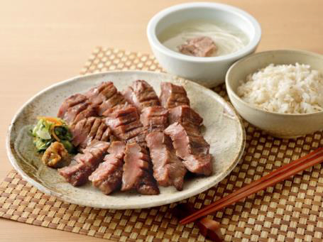 厚切り牛たん（大）：3200円