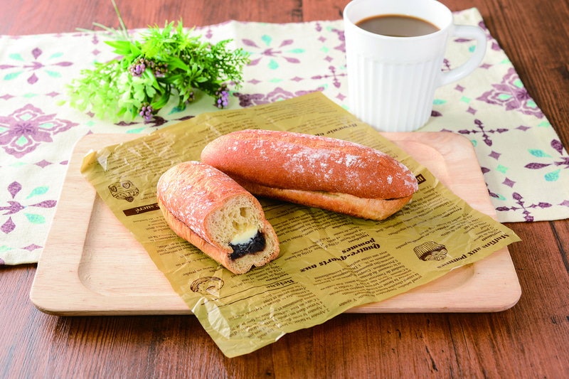 「もち麦のあんフランスパン 発酵バター入りマーガリン使用」