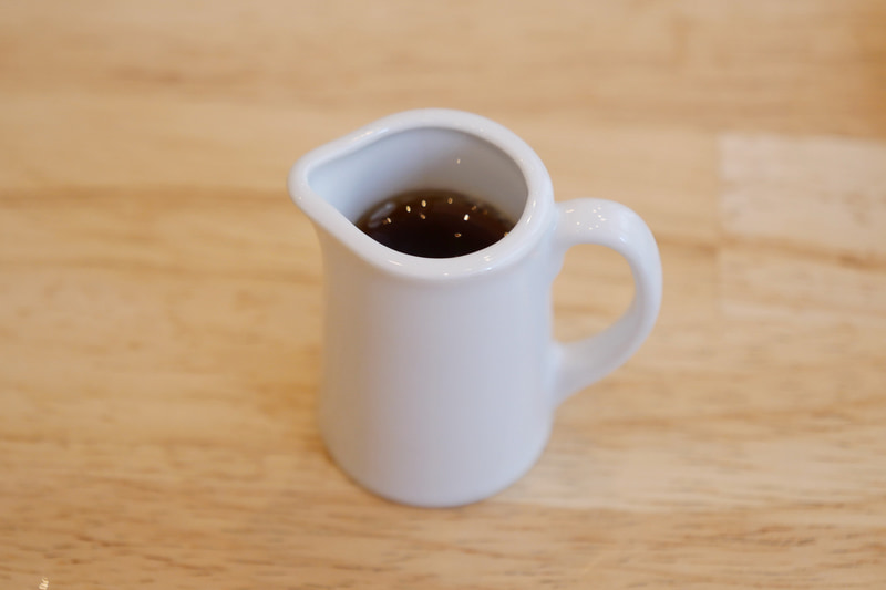 シロップには、サトウカエデの樹液100％のメープルシロップを使用