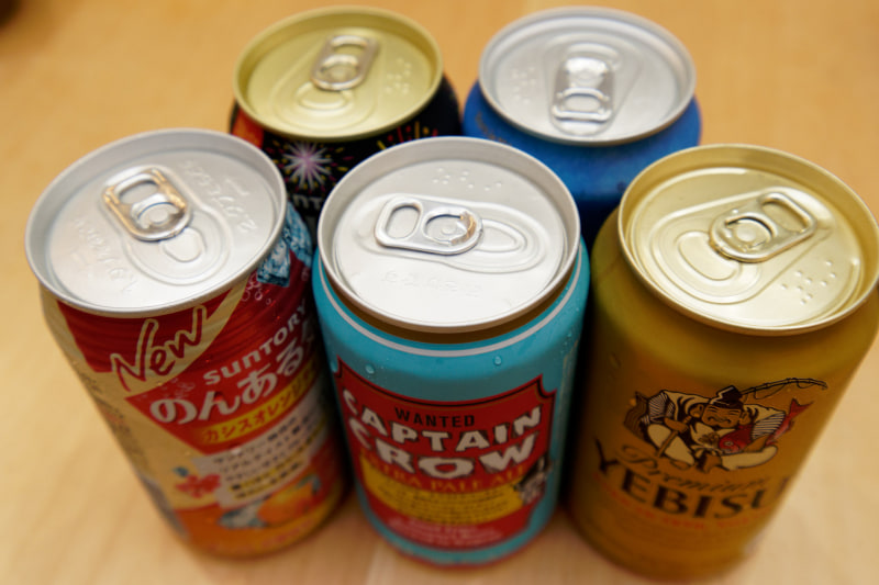 日本のビール缶や海外のビール缶に対応。缶の上部の構造が似たものであれば、ビール以外の缶飲料にも使える