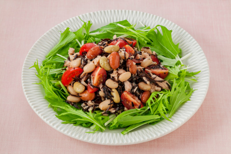 調理例（和豆とツナとひじきのサラダ）