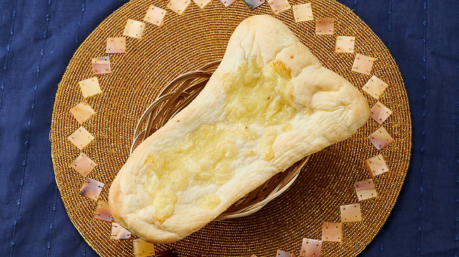 ローソンストア100「VLチーズナン」