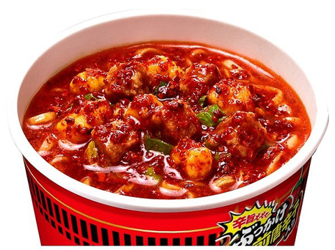 旨み6：辛さ4」を味わう、日清「カップヌードル 辛麺」 - グルメ Watch