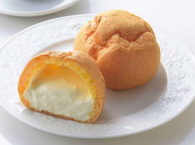 シュークリーム（とやまの牛乳使用）