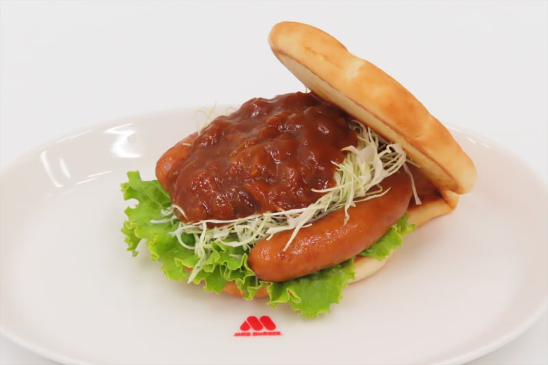 フォカッチャサンド 馬蹄型ソーセージ＆グランピングソース