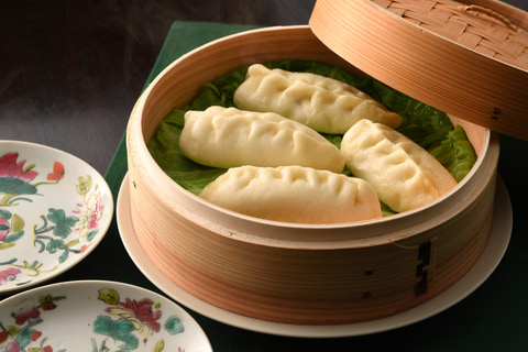 東京ディズニーランド開園初期のメニューも掲載 初のレシピ本 Disney おうちでごはん 東京ディズニーリゾート公式レシピ集 グルメ Watch