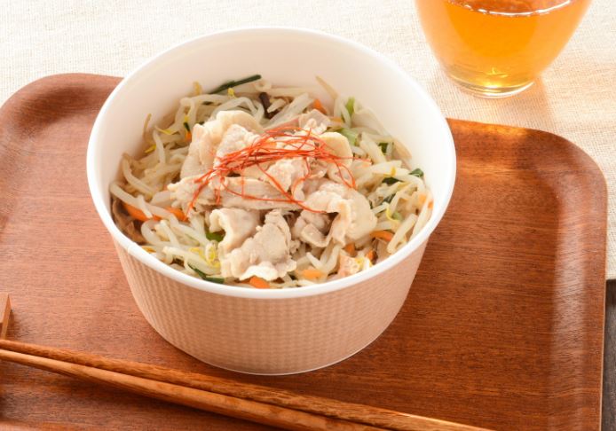 「台湾風焼ビーフン」（499円）